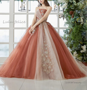 まだ間に合う！式場持ち込み可能なカラードレスレンタルのご提案